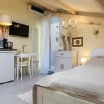 Duplex Apartment Camelia In Charming Old Town