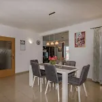 Villa Sandra, A Beautiful Villa With Sea View And A Pool