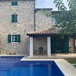 Villa Piedmont