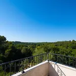 Villa Loredana, A Warm And Sunny Villa Close To The Beach