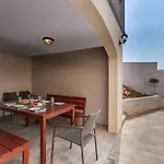 Ferienhaus Mit Privatpool Fuer 8 Personen Ca, 130 M Sup2 In Rojnici, Istrien Binnenland Von Istrien