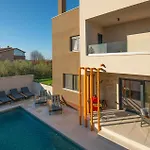 Stunning Home In Pula With Wi-Fi