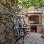3 Bedroom Gorgeous Home In Moscenicka Draga