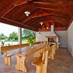 Villa Old School House