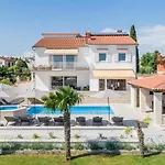 Villa Anela