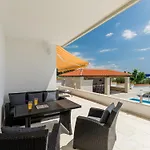 Villa Anela