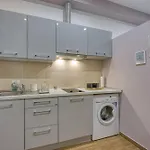 Pet Friendly Apartment - Happy Rentals