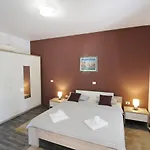 Apartments Titonel