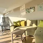 Apartment Bozo Stunning Sea View