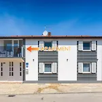 Vrdoljak - Apartment Gore - Mpolo