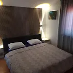 Apartment Camelia