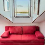 Ferienwohnung In Rovinj Mit Garten Und Terrasse Und Meerblick