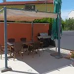 Cozy Apartment In Pula With Wifi