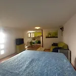 Studio Ingrid One Bedroom App