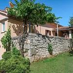 Holiday Home Nino - Lbn305 By Interhome