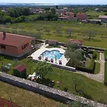 Villa Tedi