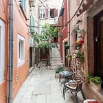 Studio Apartman Marina 1