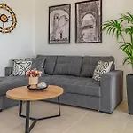 Villa Veluana Apartment 3 With A Balcony