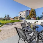 Villa Veluana Apartment 2 With Terrace