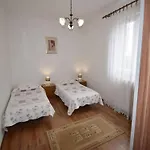 2 Bedroom Apartment In Rabac