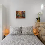 Coastline Apartment Near Ravni Beach