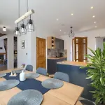 Villa Tonin For 6 People Near Pula With Jacuzzi & Children Playground