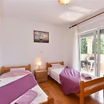 Bright Apartment In Medolino