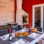 Villa Delle Rondini With Private Wellness