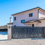 Holiday Home Villa Temelia By Interhome
