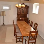 Villa Rose