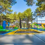 Camping Bi-Village - Eurocamp I Homair