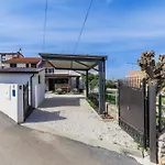 Holiday Home Mika By Interhome