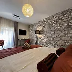 Al Porto Suites - New!