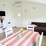 Apartment Ruza In A Quiet Location Near The Forest