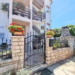 Marinela Studio