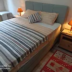 Studio Apartman Lea