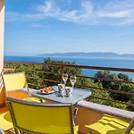 House Alanis Wtih Sea View In Quiet Location