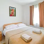 Apartment Ana-Rapavel