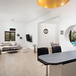 Villa Andrija Family Dream With Heated Pool At The Sea With Beautiful Garden, Outside Cinema And Kids Playground