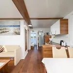 House Boat - Floating House Sofia