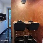 Westate Modern Apartment In Old Town - Free Parking