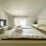 Apartments Christine By Partner Tourist Agency