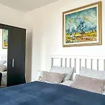 Apartment La Perla