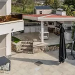 Villa Nadia