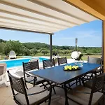 Villa Jana