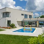 Villa Emma