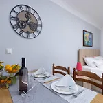 Studio Apartment Miranda