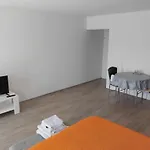 Room Benjamin