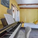 Holiday House Kapitani
