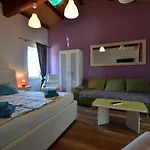 Tranquil Rovinj Studio Apartments - Studio Apartment With Balcony